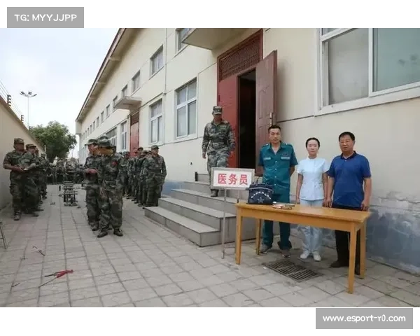 赛事医疗点医生护士随时待命 处理拳台伤情